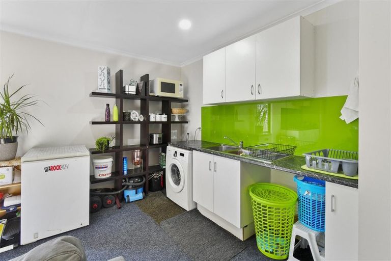 Photo of property in 59 Foxlaw Street, Randwick Park, Auckland, 2105