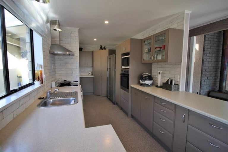 Photo of property in 17 Dunstan Street, Clyde, 9330