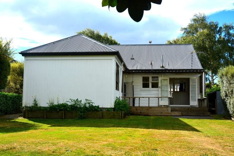 Photo of property in 175 Aorangi Road, Bryndwr, Christchurch, 8053