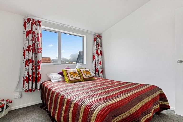 Photo of property in 24 Lonsdale Street, New Brighton, Christchurch, 8083