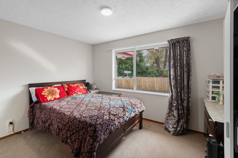 Photo of property in 3/42 Division Street, Riccarton, Christchurch, 8041