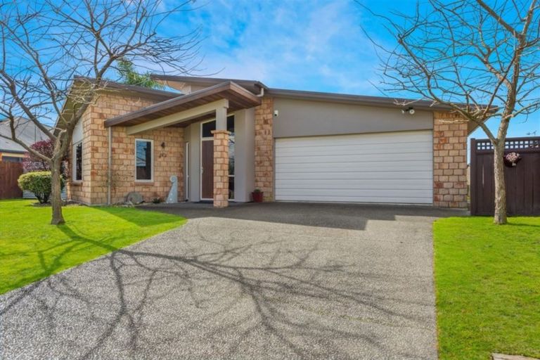 Photo of property in 4 Innswood Place, Rototuna North, Hamilton, 3210