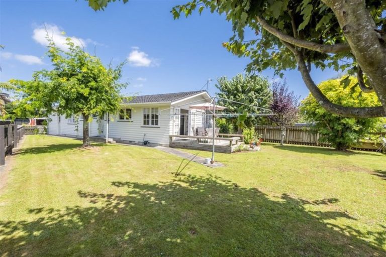 Photo of property in 21 Burn Street, Levin, 5510