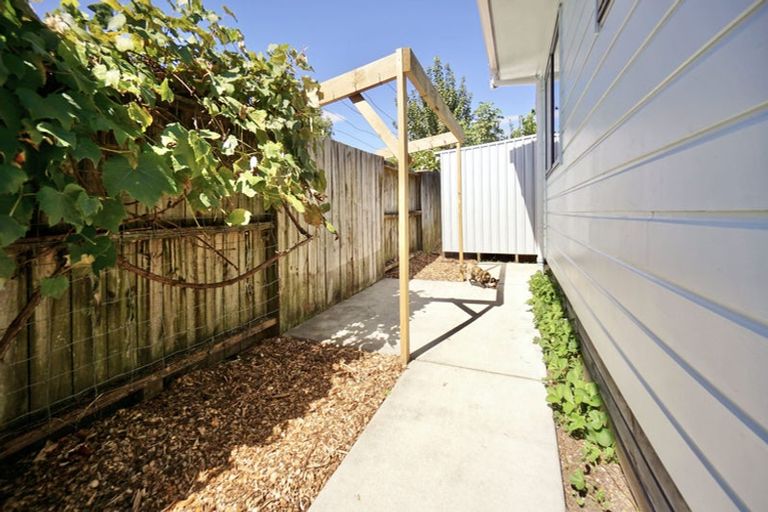 Photo of property in 1 Glen Terrace, Te Puke, 3119
