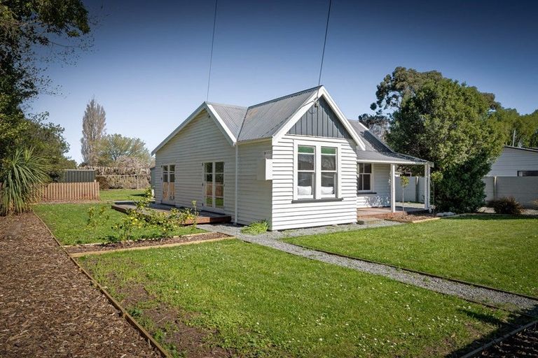 Photo of property in 10 Saint James Street, Southbridge, 7602