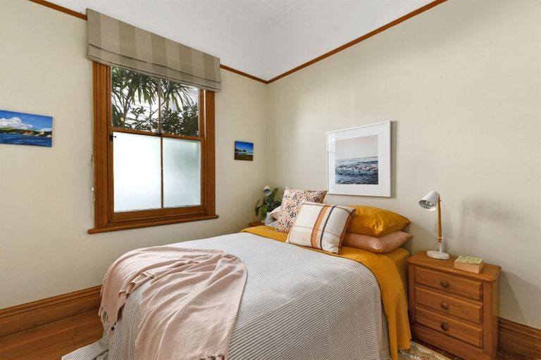 Photo of property in 17 St Aubyn Street, Devonport, Auckland, 0624