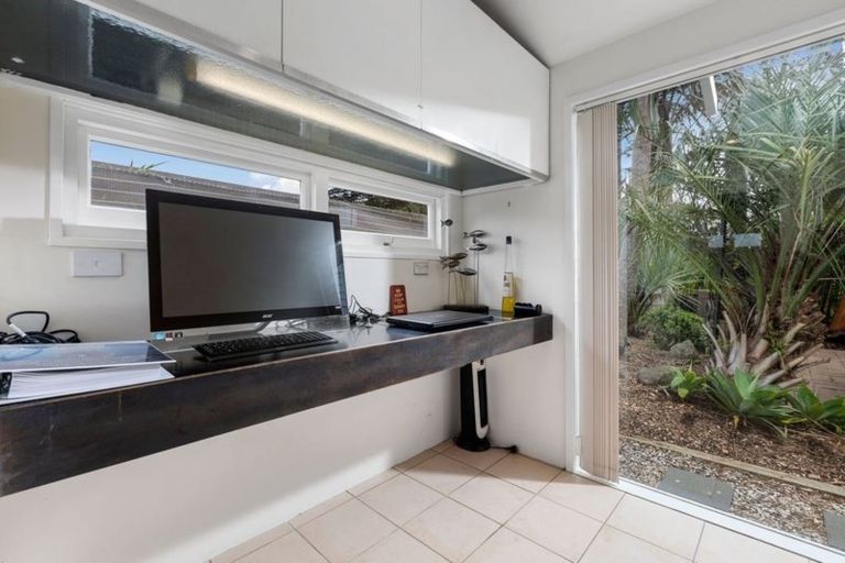 Photo of property in 1/2a Stredwick Drive, Torbay, Auckland, 0630