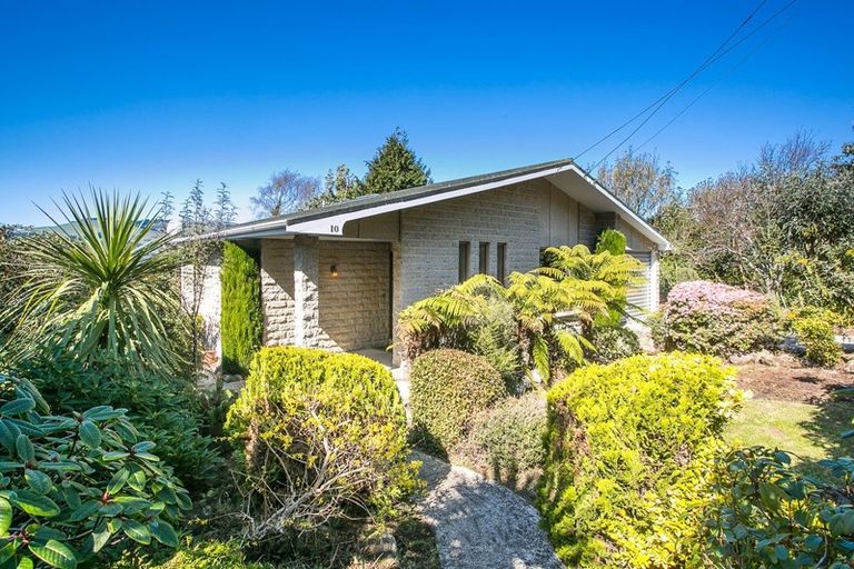 Photo of property in 10 Kaka Road, Saint Leonards, Dunedin, 9022