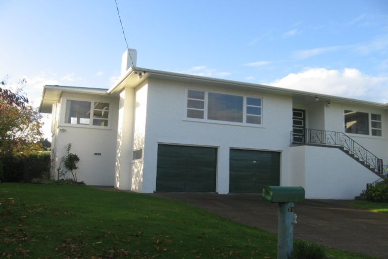 Photo of property in 14 Eaton Crescent, Otamatea, Whanganui, 4500