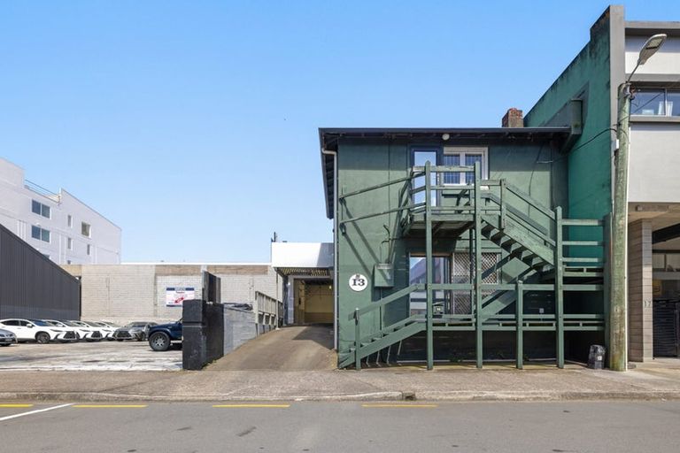 Photo of property in 13 Wigan Street, Te Aro, Wellington, 6011