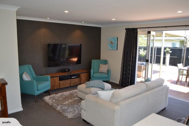 Photo of property in 41 Puhara Avenue, Parklands, Christchurch, 8083