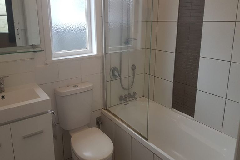 Photo of property in 34 Byron Street, Miramar, Wellington, 6022