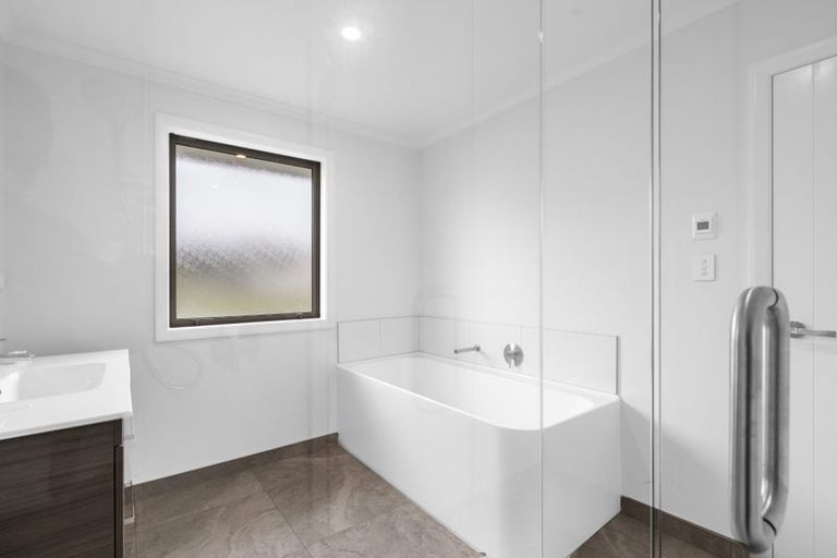 Photo of property in 92 Blairlogie Close, Otatara, Invercargill, 9879