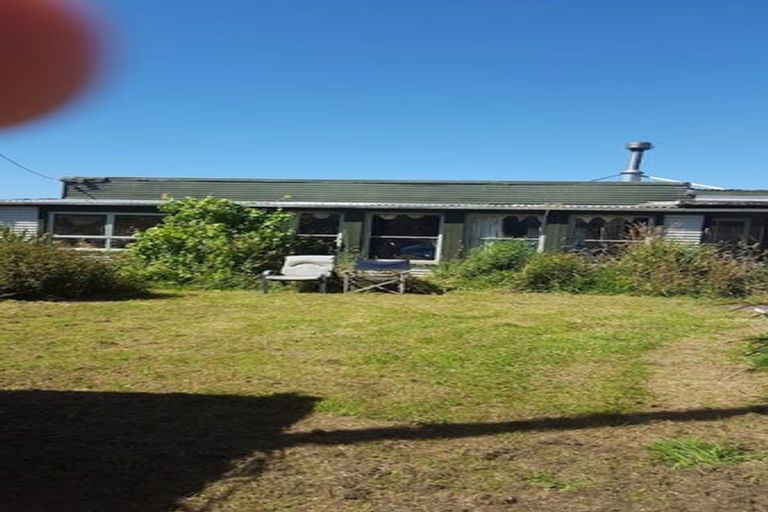 Photo of property in 1342 Coast Road, Toko Mouth, Milton, 9292