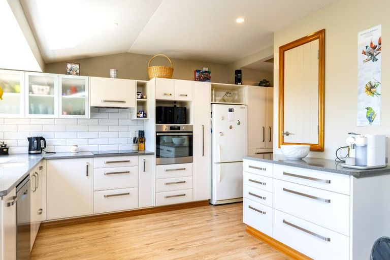 Photo of property in 19 Mccormicks Road, Whatamango Bay, Picton, 7281