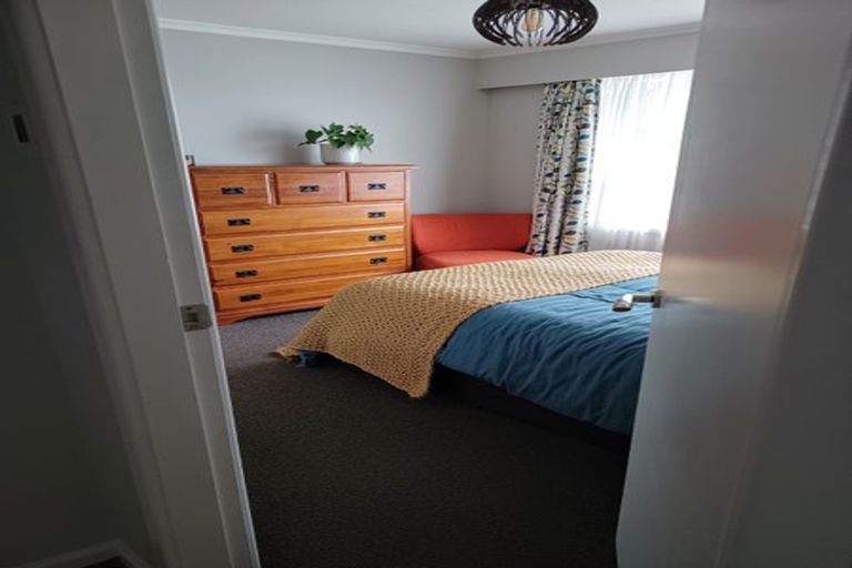 Photo of property in 8 Roberta Drive, Somerfield, Christchurch, 8024