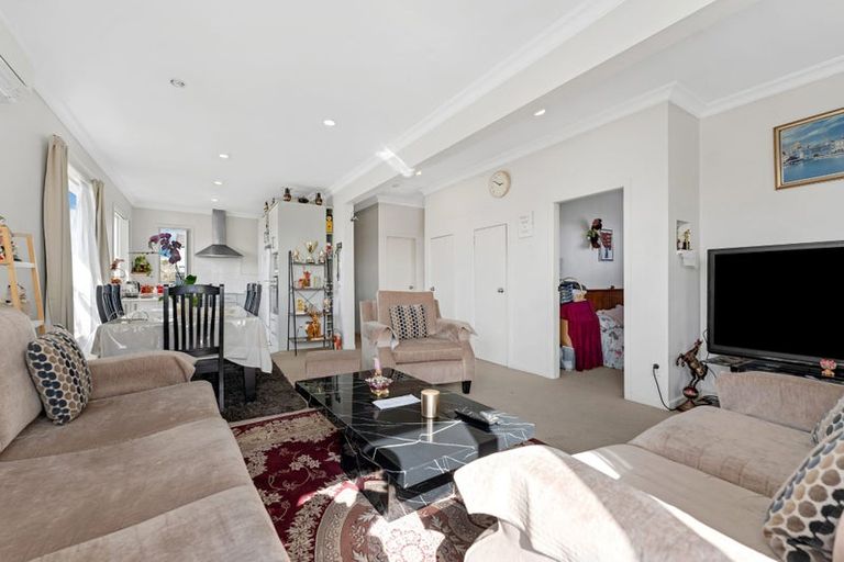 Photo of property in 21 Kautami Avenue, Papatoetoe, Auckland, 2025