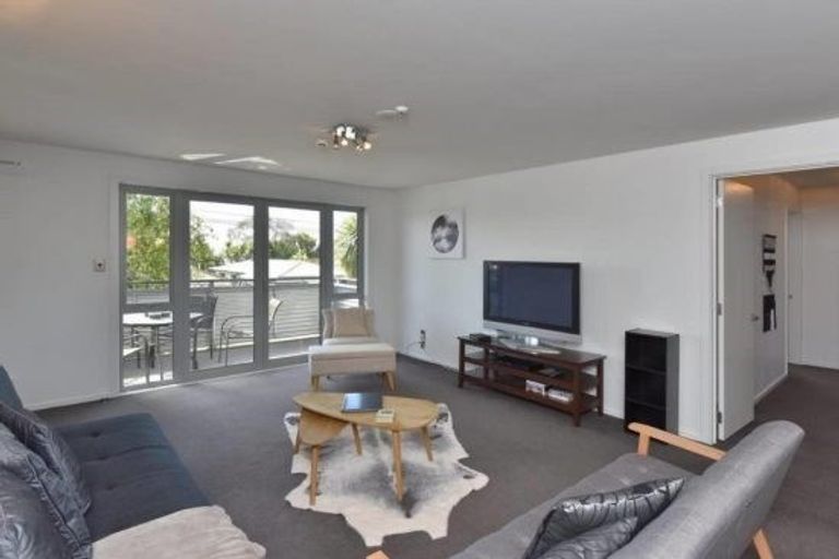 Photo of property in 6/12 Hutcheson Street, Sydenham, Christchurch, 8023