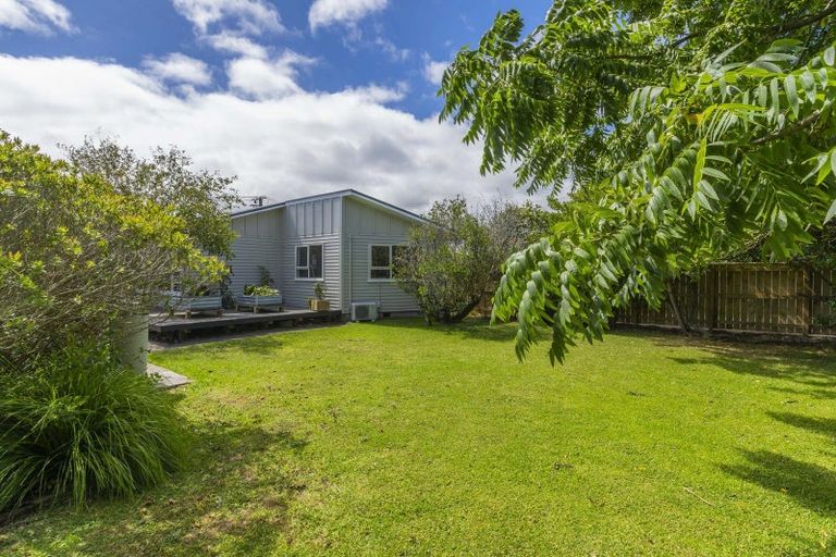 Photo of property in 4 Repo Street, Paraparaumu, 5032