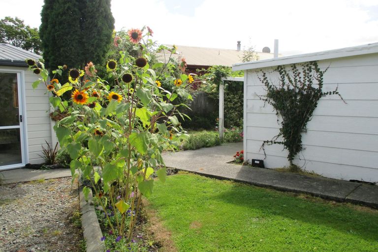 Photo of property in 138 Talbot Street, Geraldine, 7930