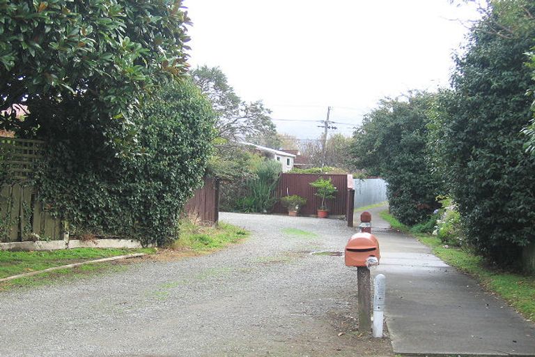 Photo of property in 95b Eatwell Avenue, Paraparaumu Beach, Paraparaumu, 5032