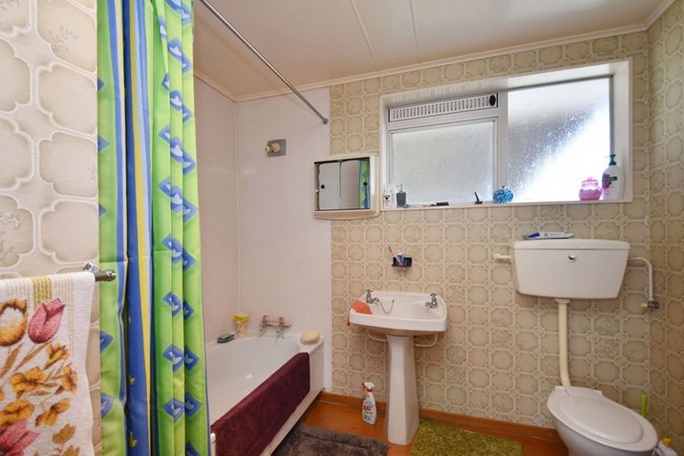 Photo of property in 12 Newbie Street, Heidelberg, Invercargill, 9812