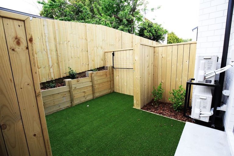 Photo of property in 7/16 Nova Place, Christchurch Central, Christchurch, 8011