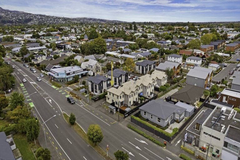 Photo of property in 135 Waltham Road, Sydenham, Christchurch, 8023