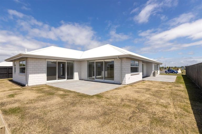 Photo of property in 14 Whitehall Drive, Springlands, Blenheim, 7201