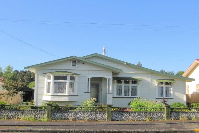 Photo of property in 4 Huia Street, Taumarunui, 3920