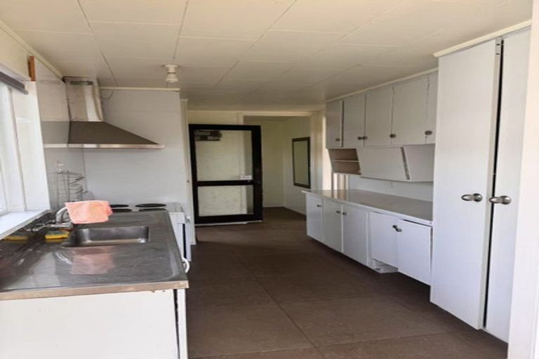 Photo of property in 11 Tennyson Street, Northcote Point, Auckland, 0627