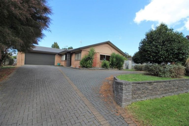 Photo of property in 65 Diomede Glade, Flagstaff, Hamilton, 3210