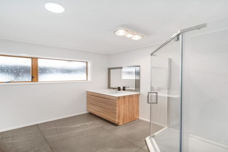 Photo of property in 1/45 Grove Road, Papakura, 2110