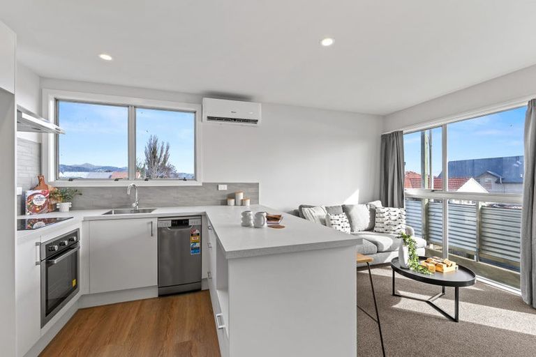 Photo of property in 8/112a Olliviers Road, Phillipstown, Christchurch, 8011