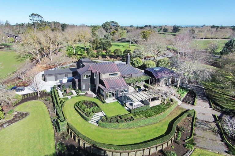 Photo of property in 49 Walters Road, Karaka, Papakura, 2580