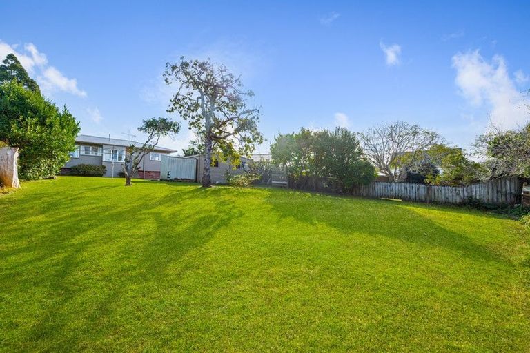 Photo of property in 28 O'donn Avenue, Beach Haven, Auckland, 0626