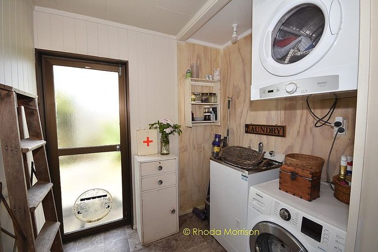 Photo of property in 52 Gallie Branch Road, Matakohe, 0594