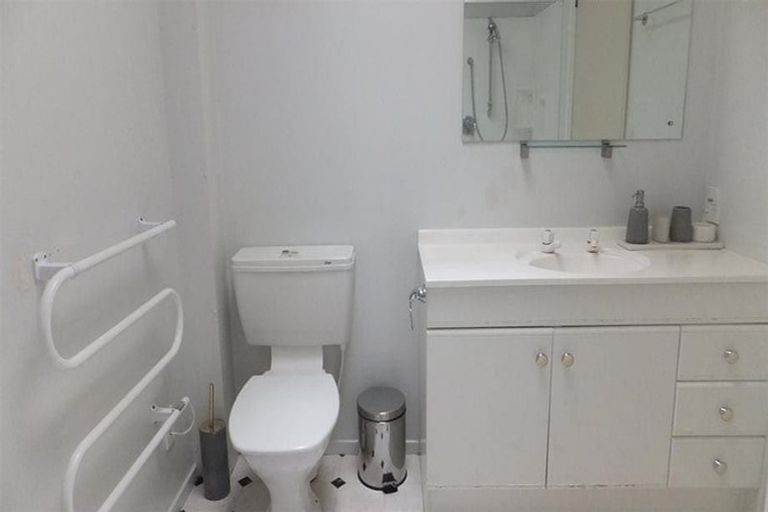 Photo of property in 4/69 Carlton Mill Road, Merivale, Christchurch, 8014