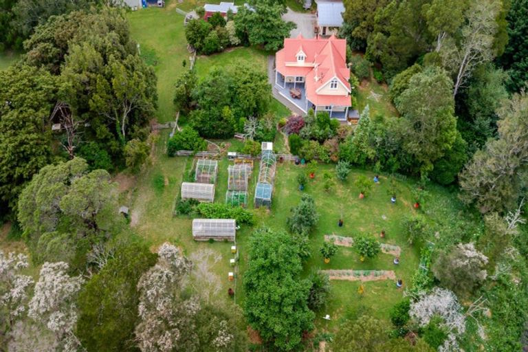 Photo of property in 16 Wahipai Close, Dannevirke, 4977
