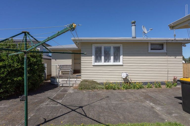 Photo of property in 41 Christian Street, Dannevirke, 4930