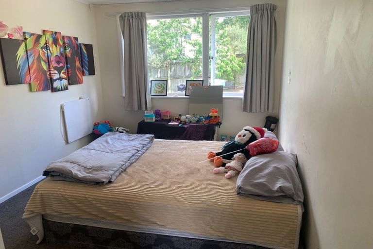 Photo of property in 1 Rangiora Crescent, Wairakei, Taupo, 3332