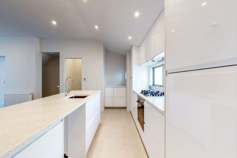 Photo of property in 94c Tinakori Road, Thorndon, Wellington, 6011