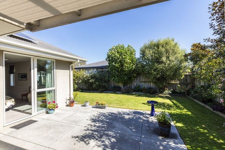 Photo of property in 35 Brookfield Drive, Northwood, Christchurch, 8051
