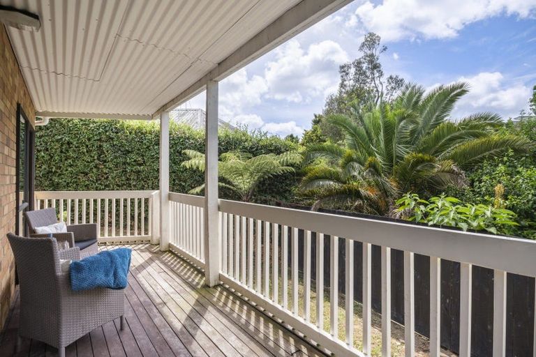 Photo of property in 10c Matipo Road, Mairangi Bay, Auckland, 0630