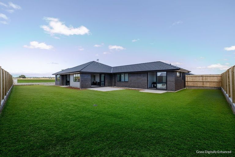 Photo of property in 26 Springwater Drive, Maewa, 4702