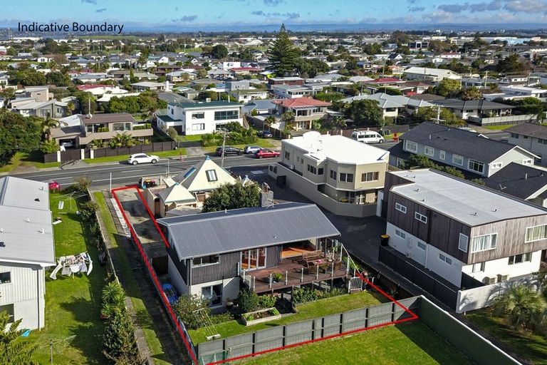 Photo of property in 393 Oceanbeach Road, Mount Maunganui, 3116