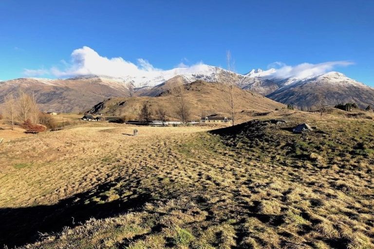 Photo of property in 6 Haggitt Lane, Lake Hayes, Queenstown, 9371