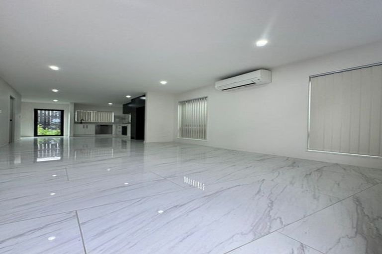 Photo of property in 11c William Avenue, Manurewa, Auckland, 2102