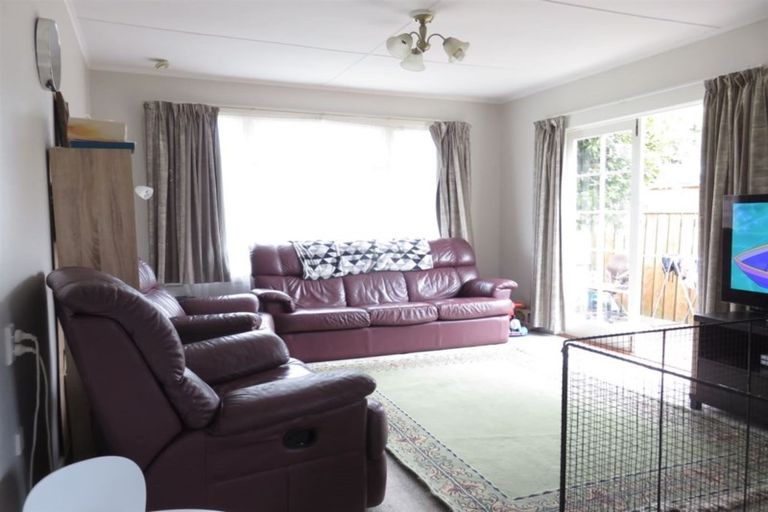 Photo of property in 70 Mckenzie Street, Geraldine, 7930