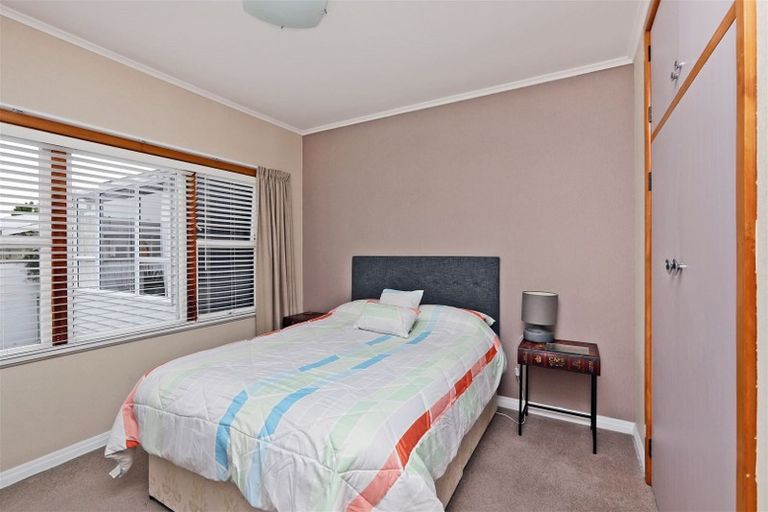 Photo of property in 33 Elliott Crescent, Havelock North, 4130